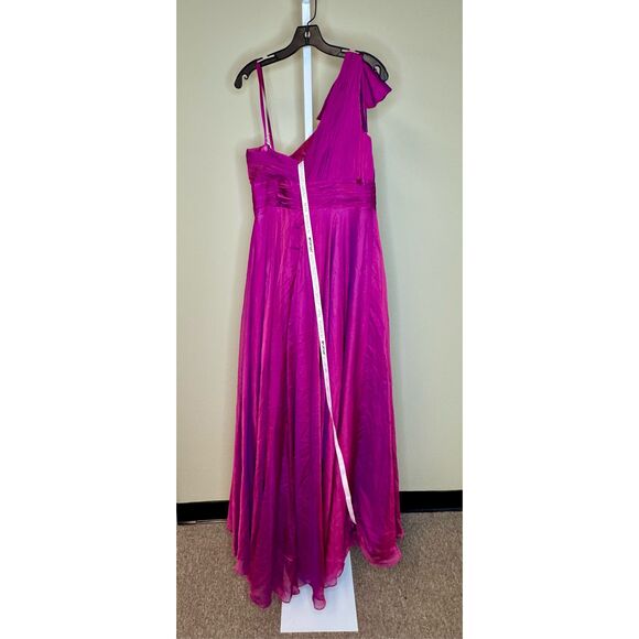 Mac Duggal NWT Pleated One-Shoulder Chiffon Gown in Raspberry Size 12 - Picture 5 of 9